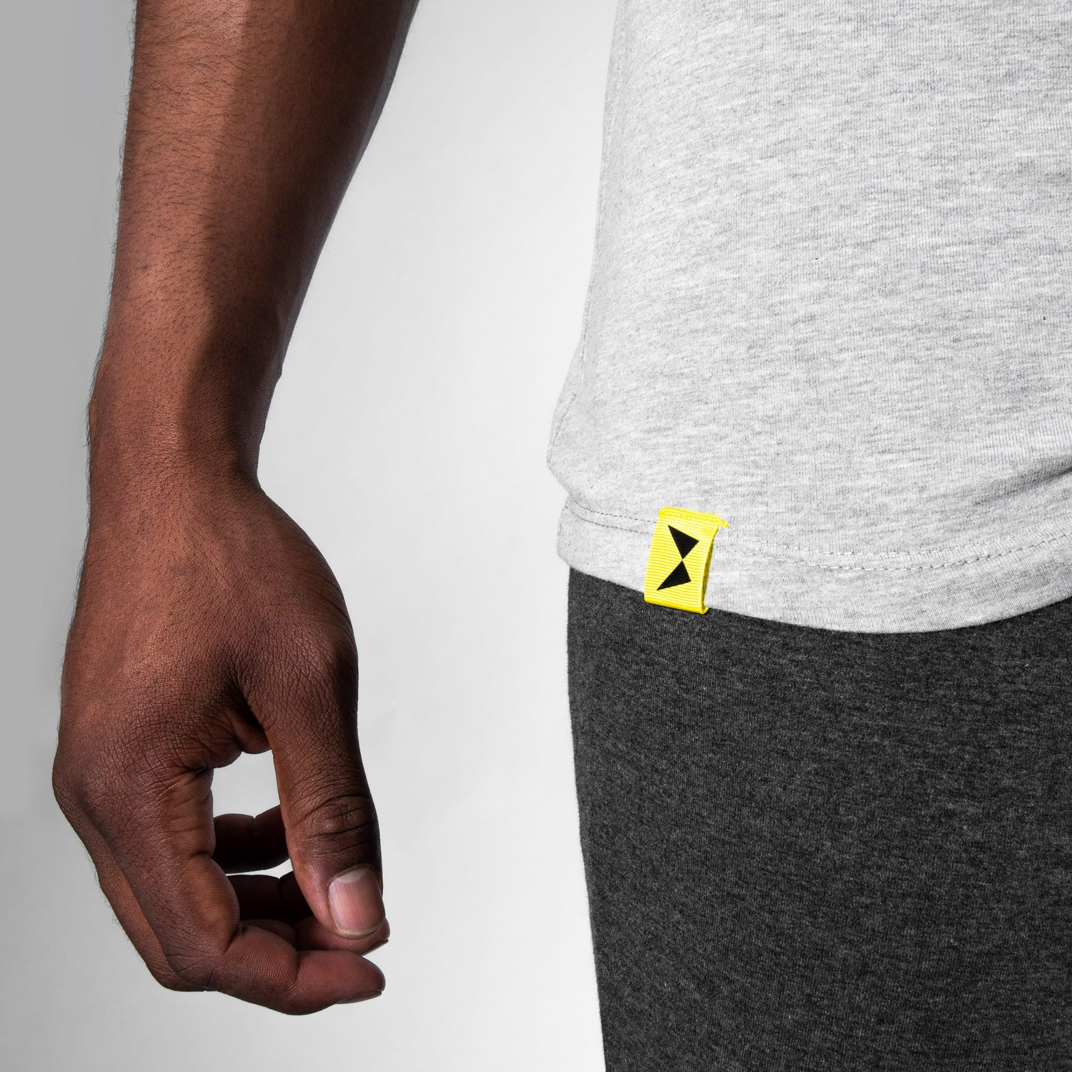 Essential form Tank Top
