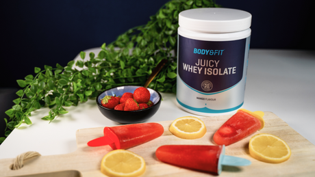 Glaces à base de whey à la fraise et citron.