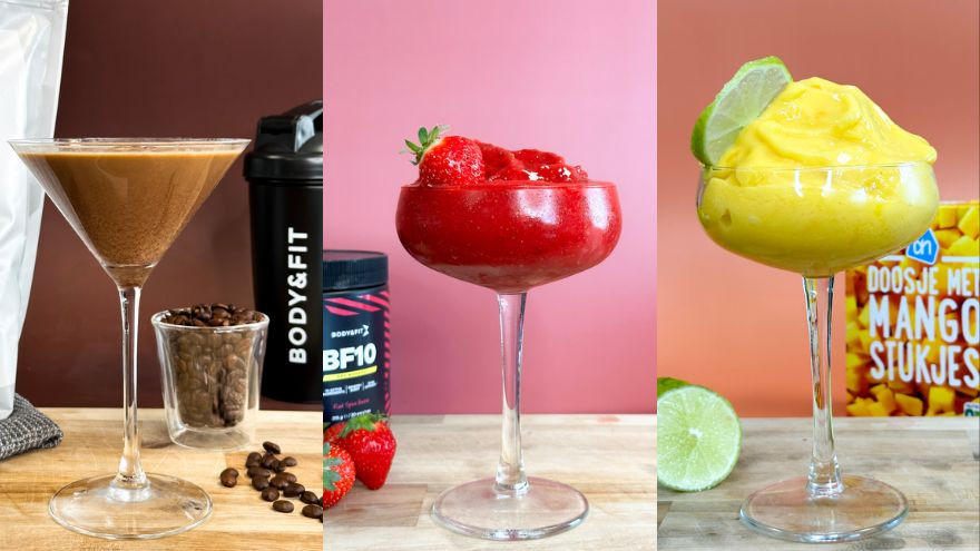 Drie smoothies in glas: koffie, aardbei en mango.
